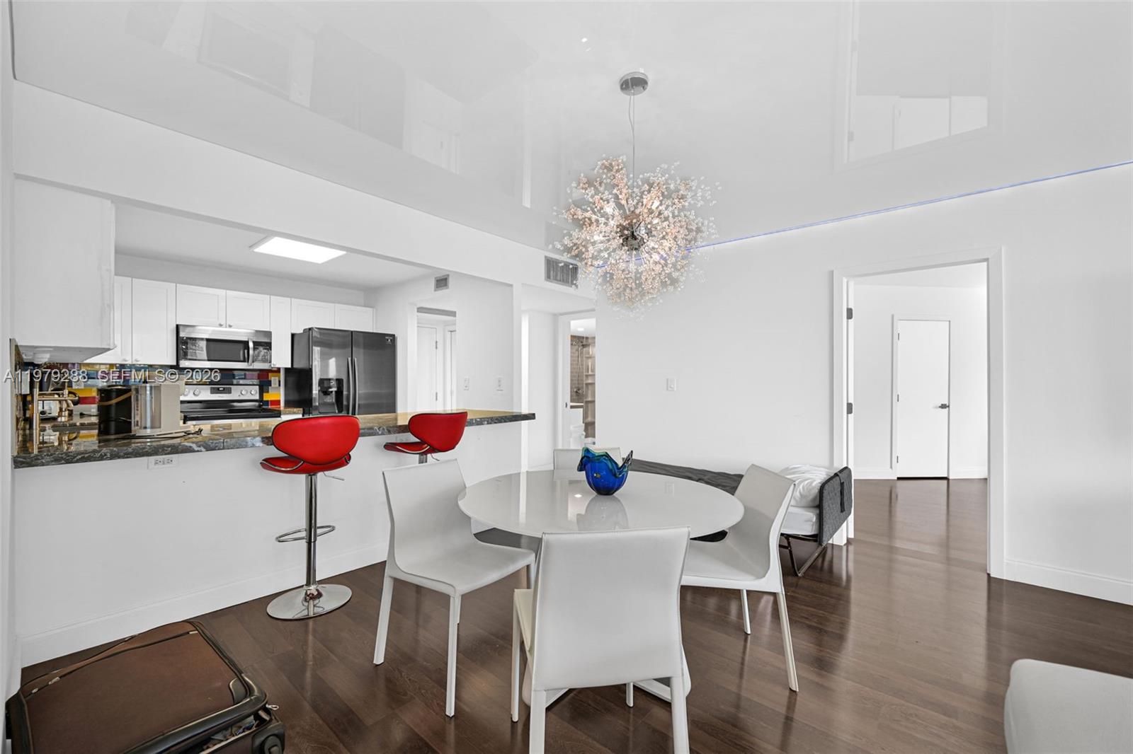 RONEY PALACE CONDO - Residential