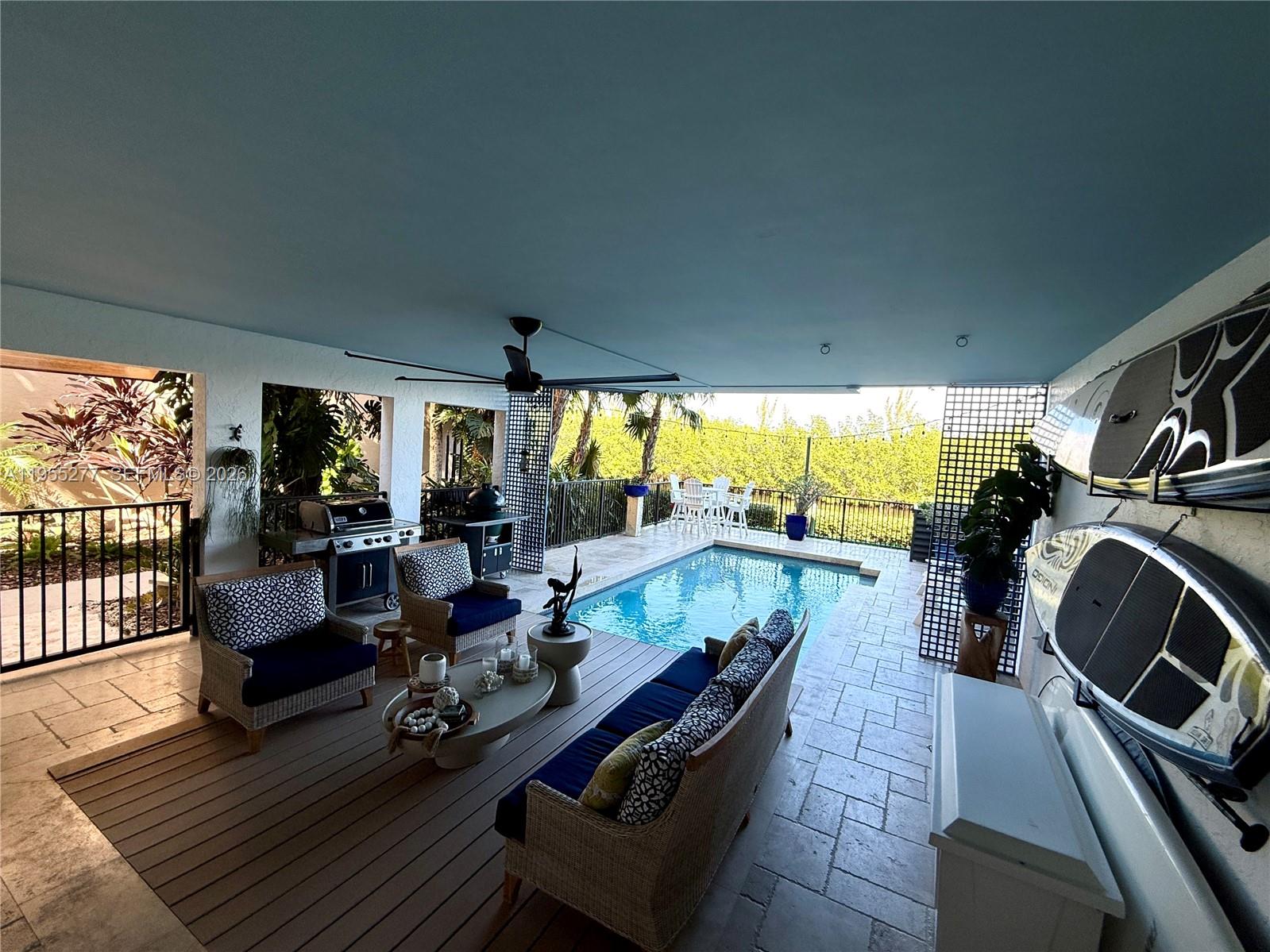 ROYAL HARBOUR YACHT CLUB - Residential