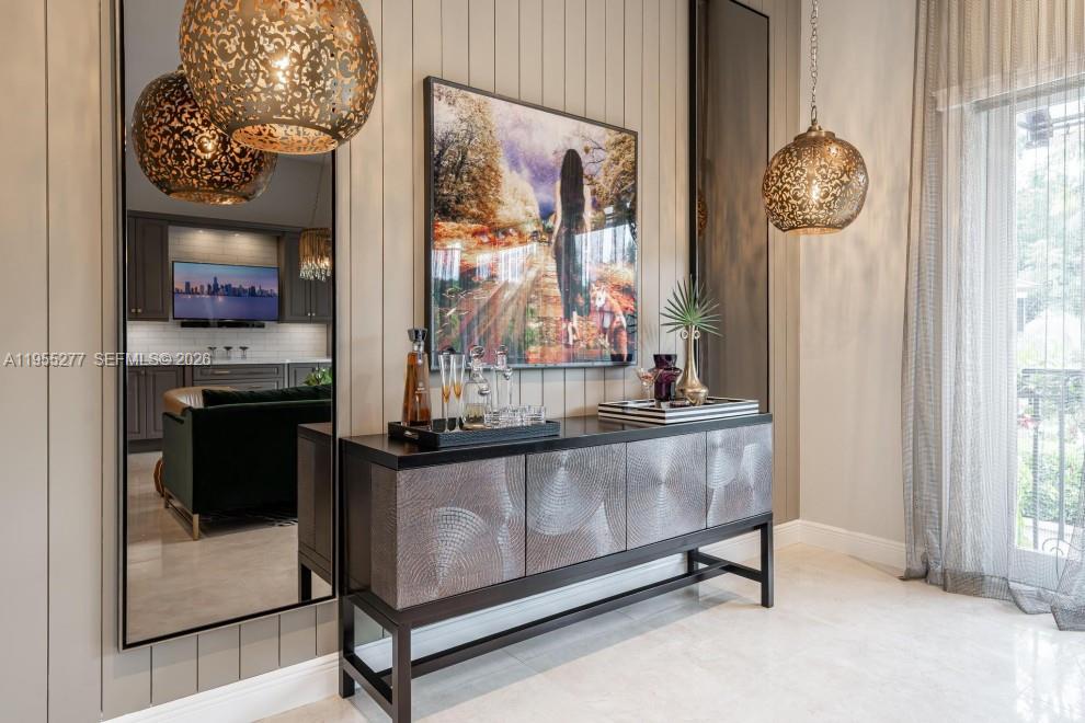 ROYAL HARBOUR YACHT CLUB - Residential