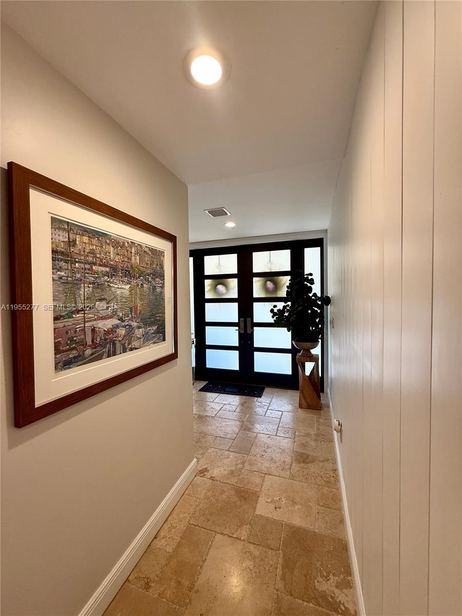 ROYAL HARBOUR YACHT CLUB - Residential