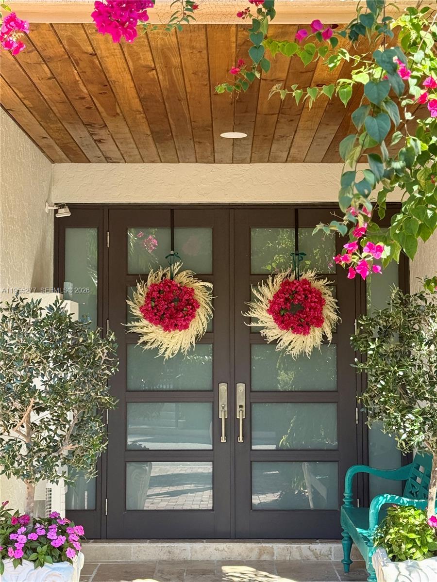 ROYAL HARBOUR YACHT CLUB - Residential