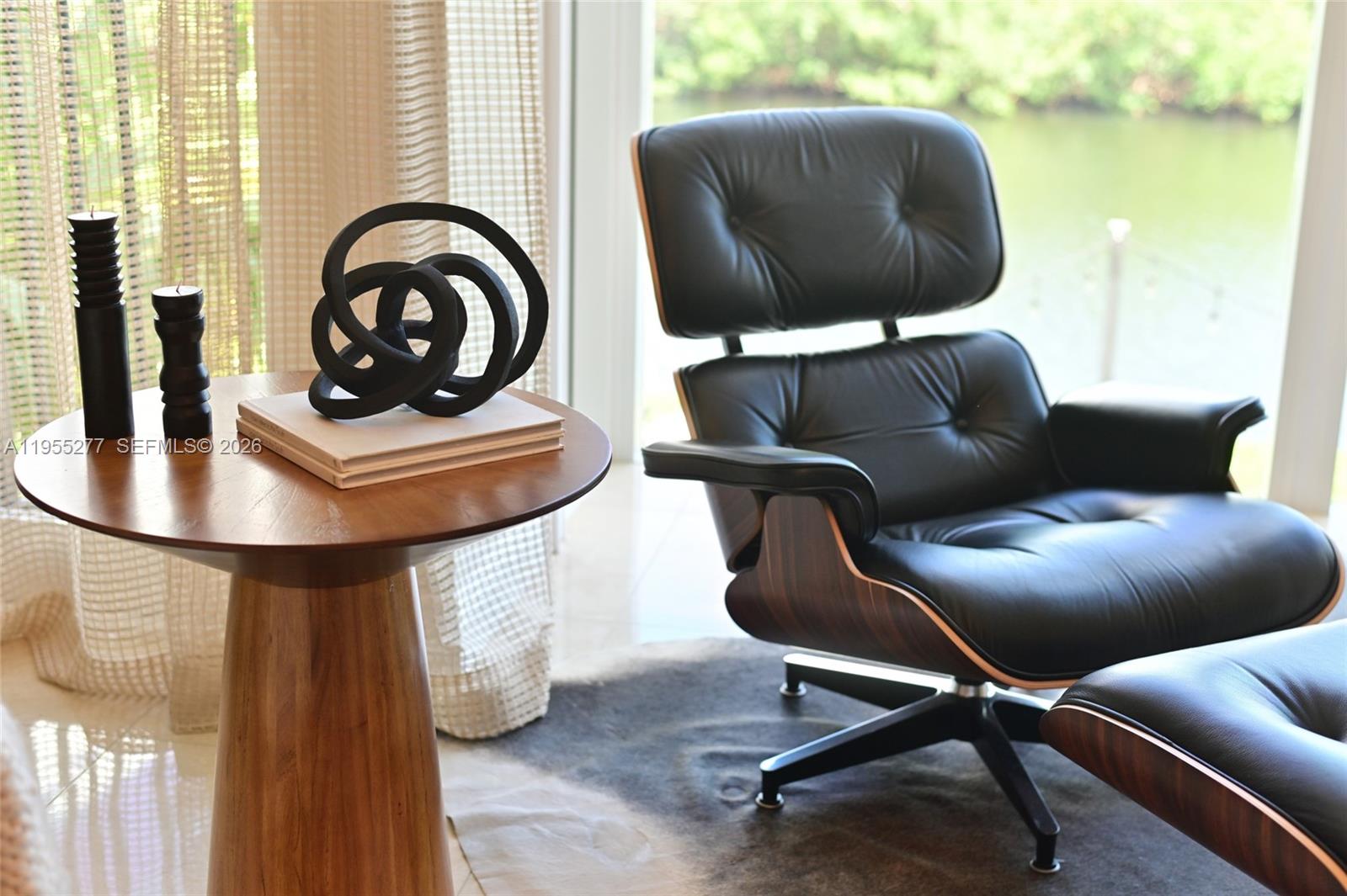 ROYAL HARBOUR YACHT CLUB - Residential