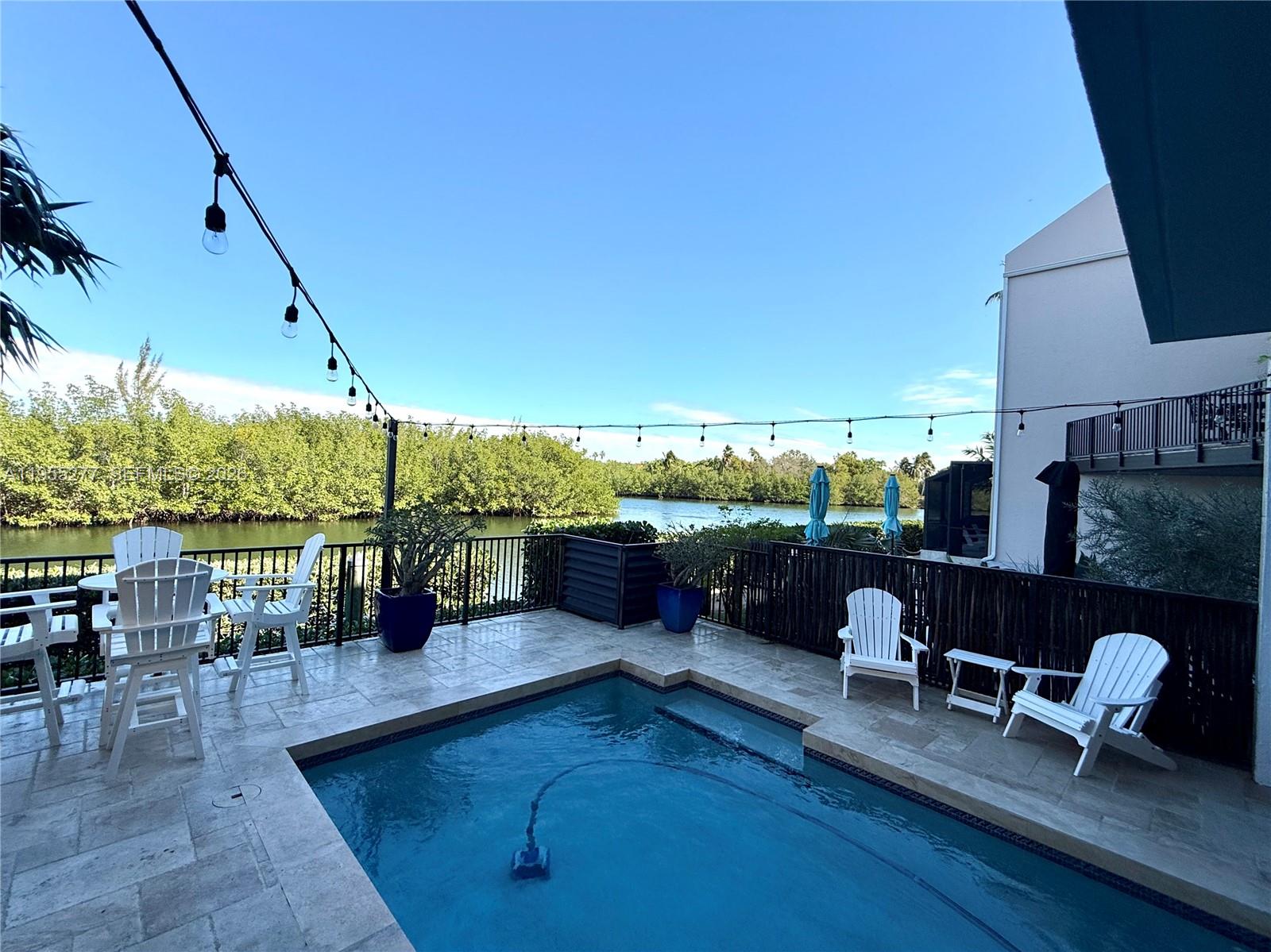 ROYAL HARBOUR YACHT CLUB - Residential