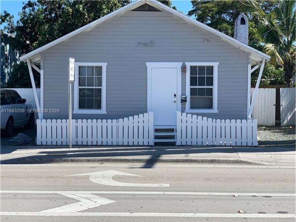 Photo of 107 Stirling Road, Dania Beach, FL 33004 (MLS # A11983209)