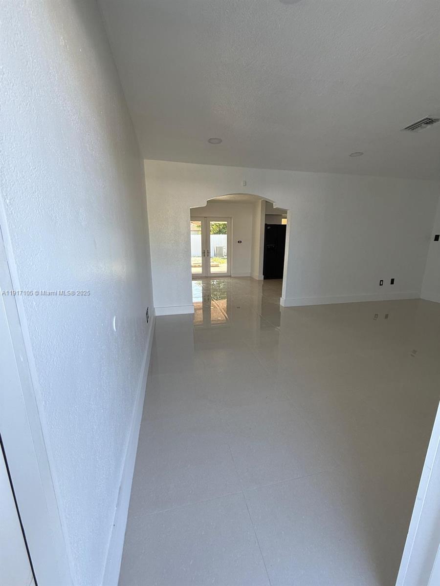 CAROL CITY 1 ST ADDN - Residential Lease