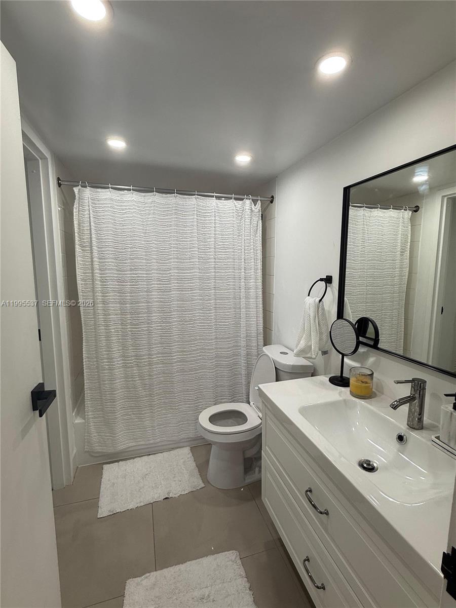 7601 E Treasure DR 1508