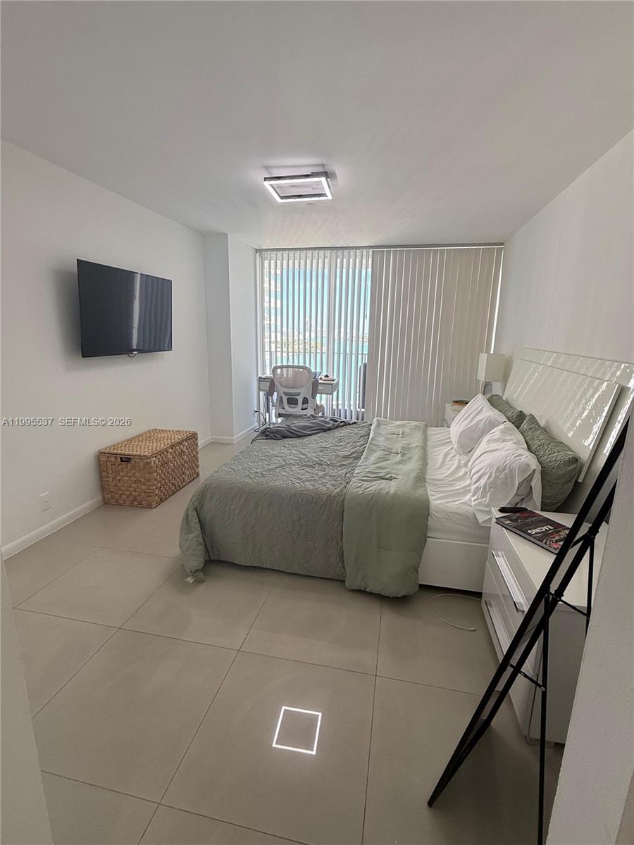 7601 E Treasure DR 1508