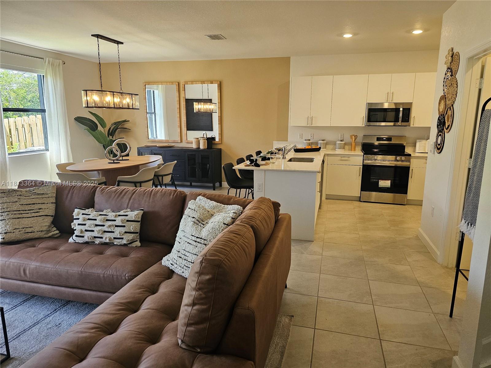 DANIA PRESERVE - Residential Lease