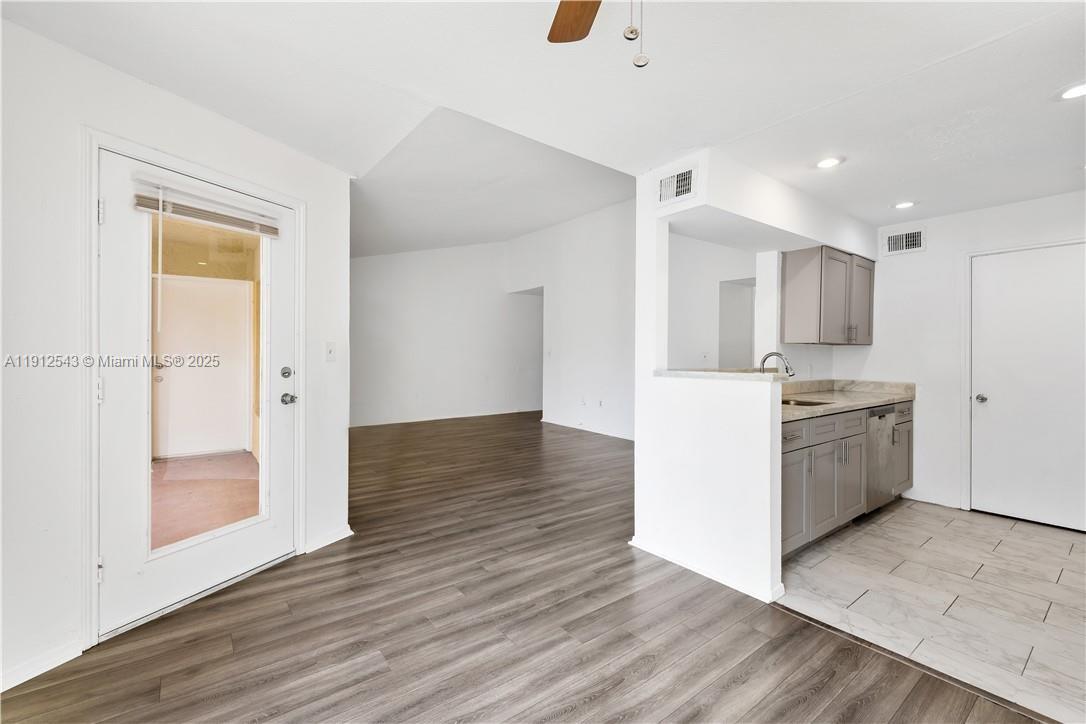 SAILBOAT POINTE CONDO - Residential Lease