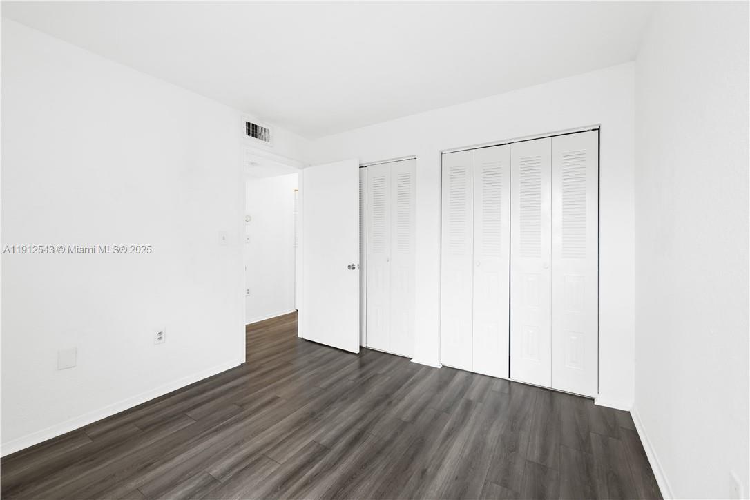 SAILBOAT POINTE CONDO - Residential Lease