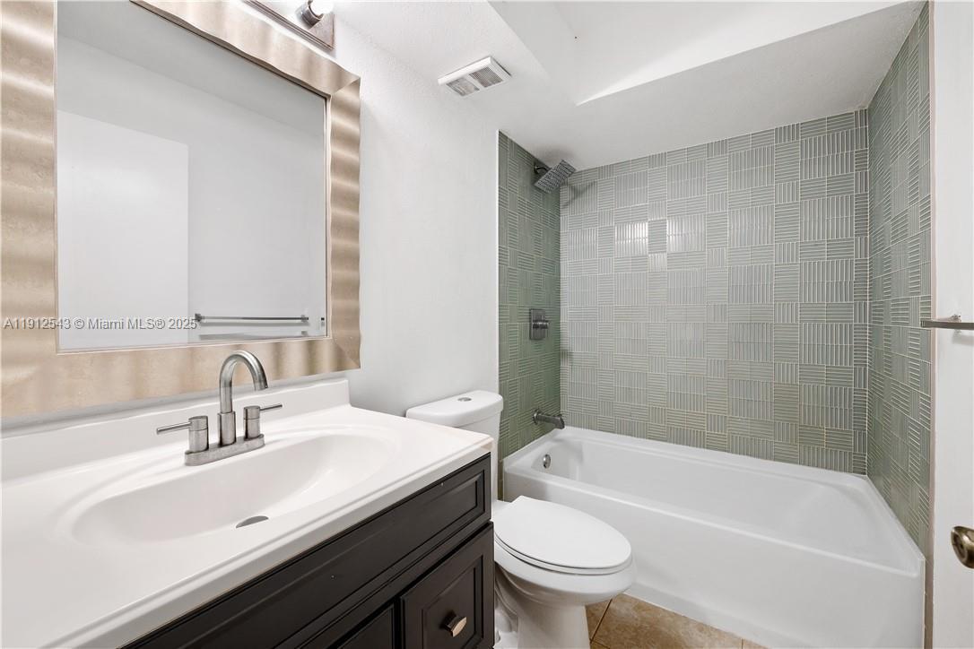 SAILBOAT POINTE CONDO - Residential Lease