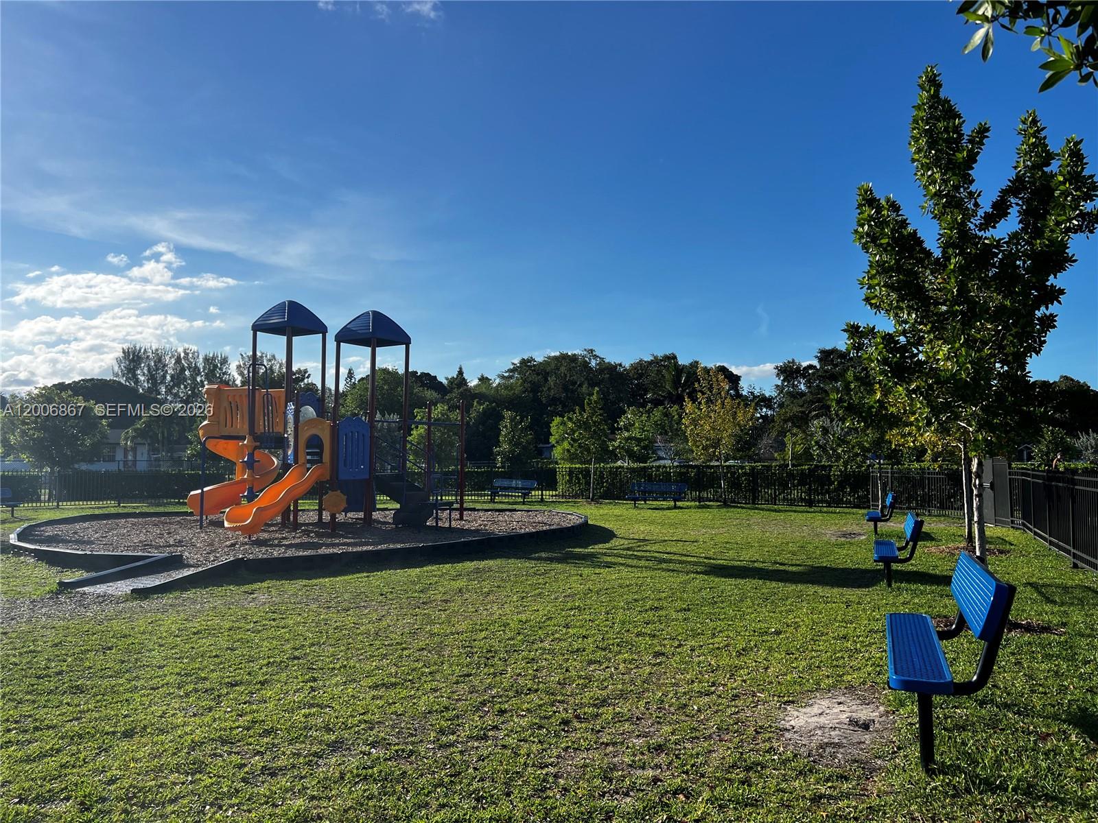 GOLF PARK SEC 1 - Residential