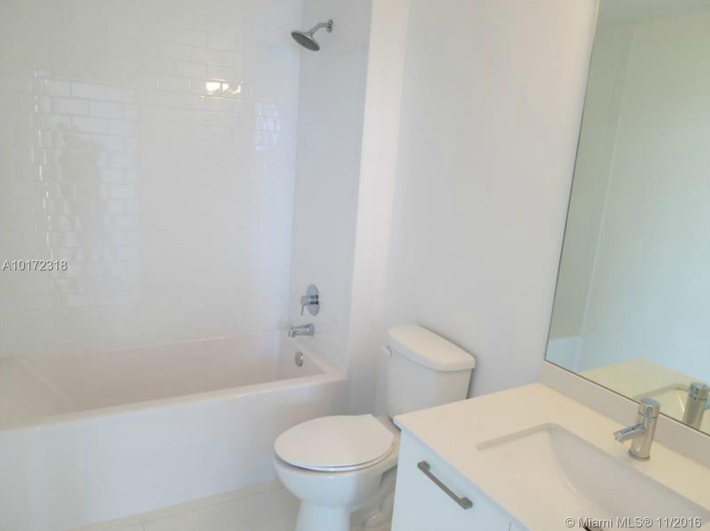 CENTRO - Residential Lease