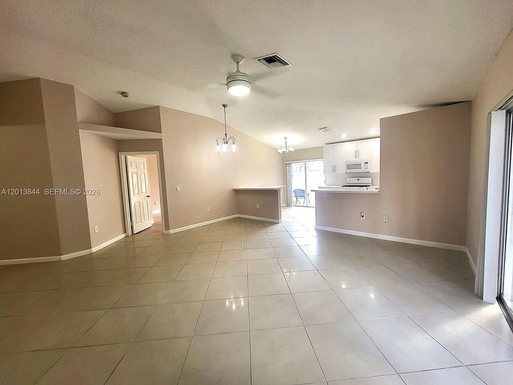 Photo of 13524 NW 5th Ct #0, Plantation, FL 33325 (MLS # A12013844)
