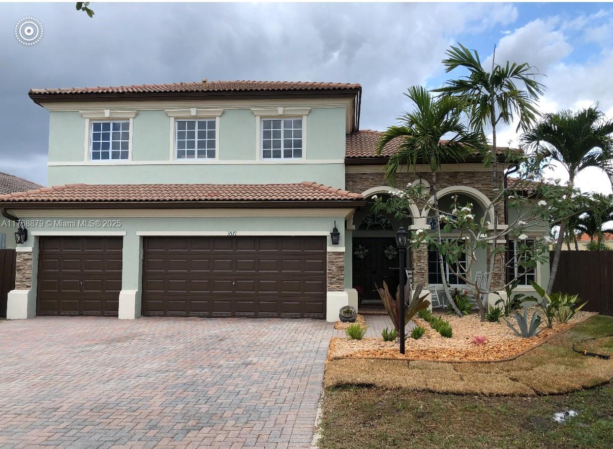 Rental Property at 3571 Ne 11th Dr, Homestead, Miami-Dade County, Florida - Bedrooms: 4 
Bathrooms: 3  - $4,700 MO.