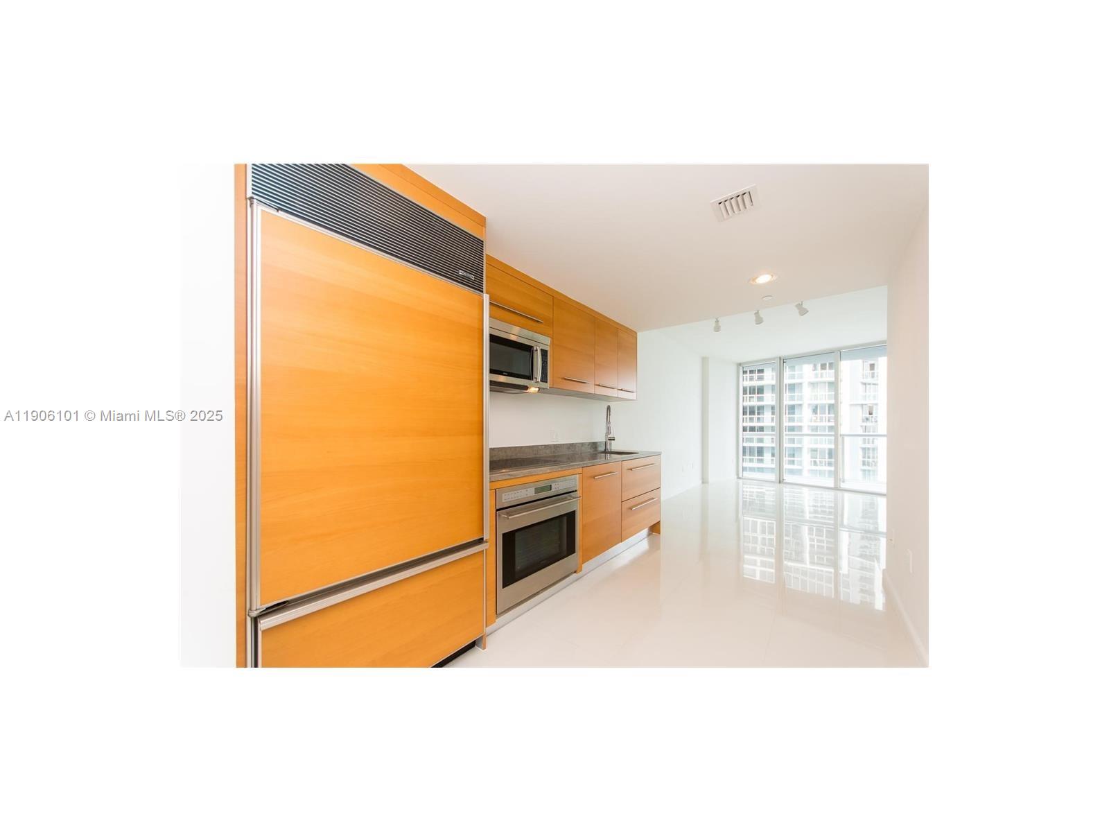 ICON BRICKELL NO TWO - Residential Lease