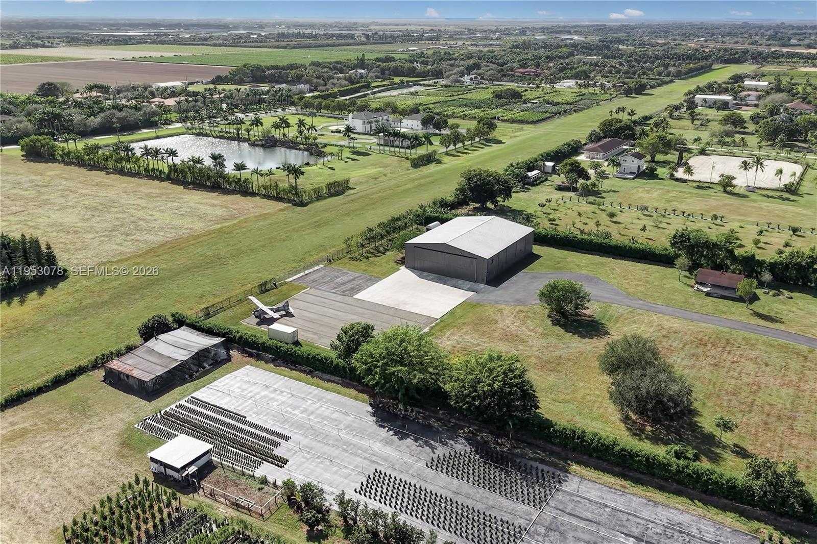 LINDBERGH'S LANDING - Residential