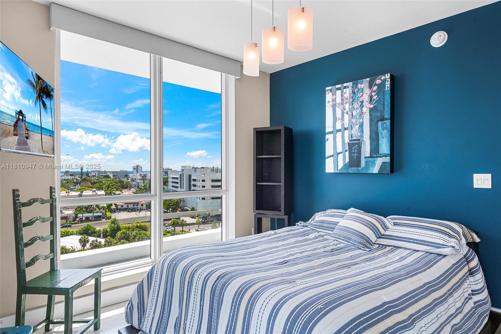 THE BENTLEY BAY CONDO - Residential