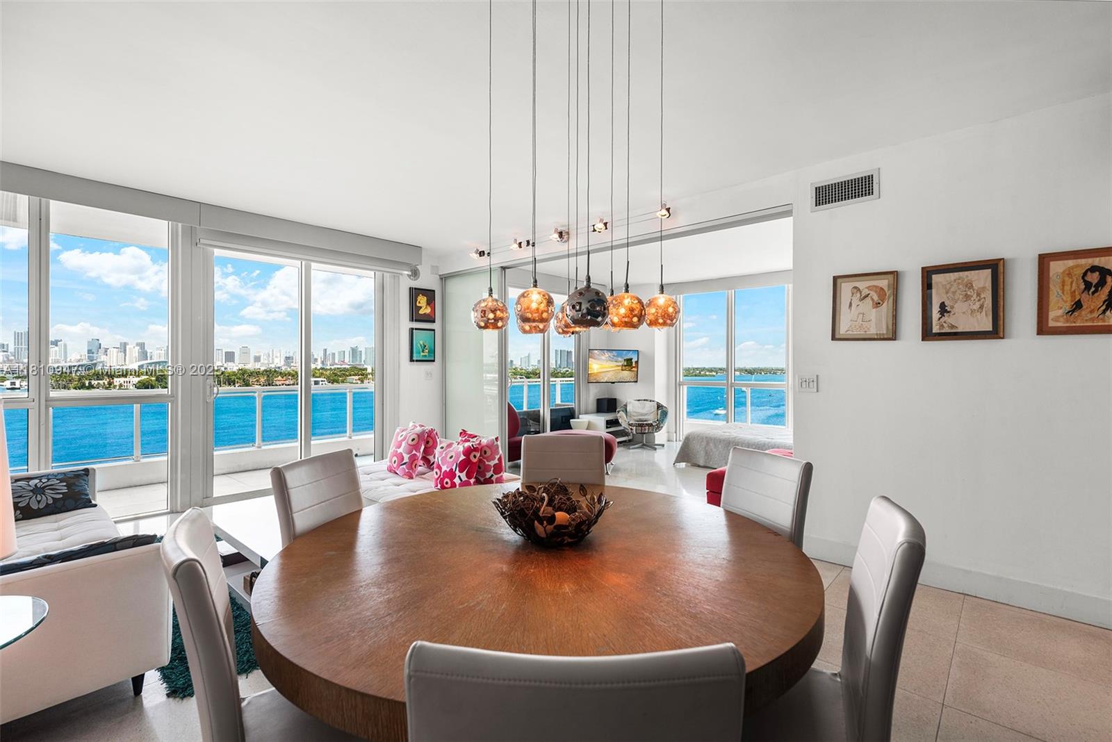 THE BENTLEY BAY CONDO - Residential