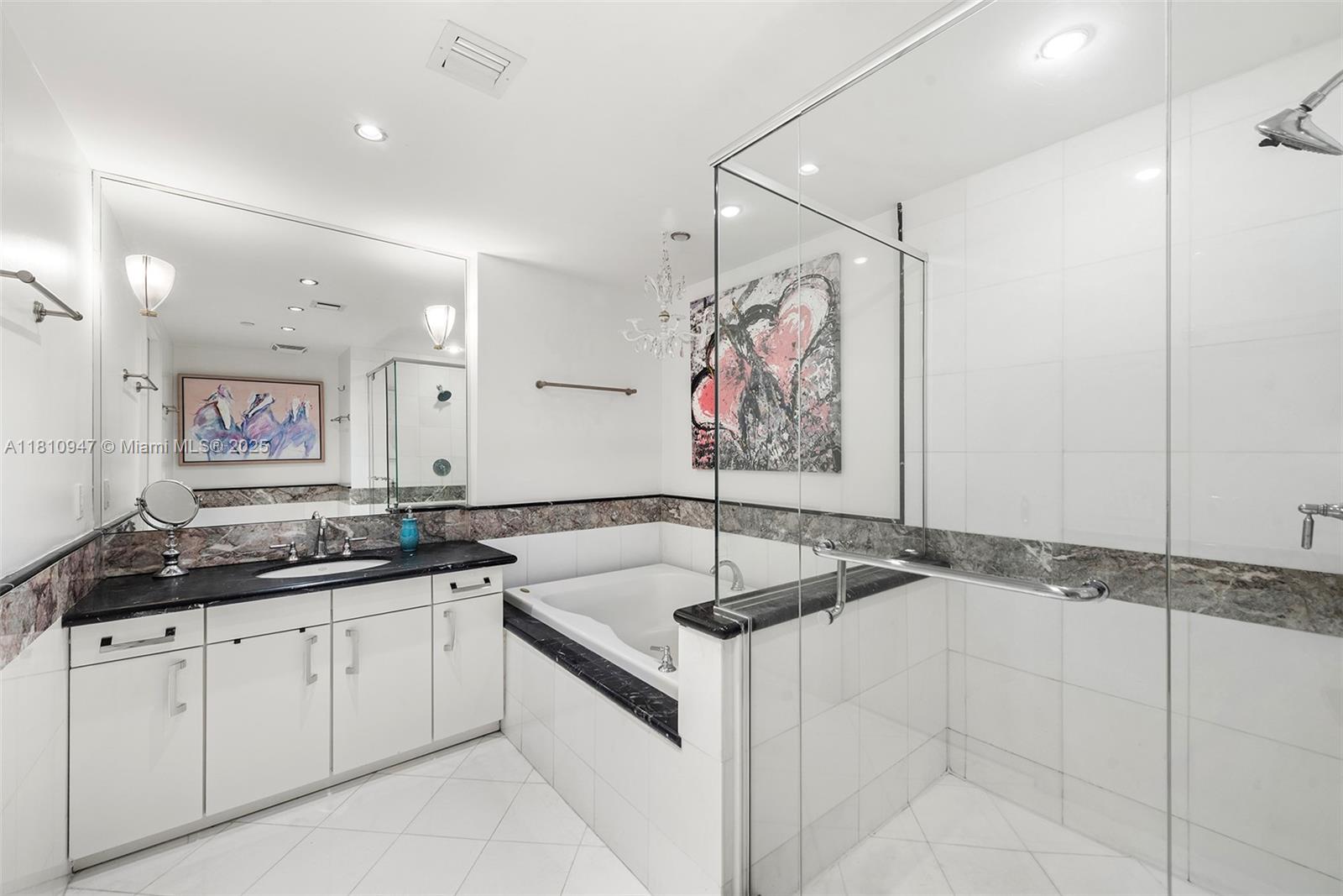 THE BENTLEY BAY CONDO - Residential