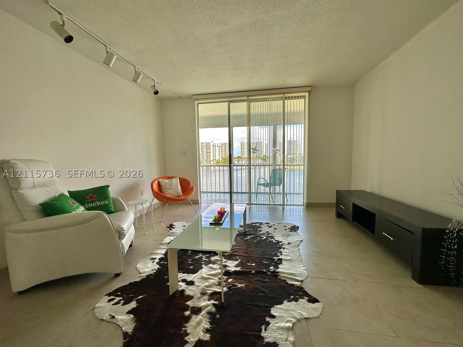 2861 Leonard Dr F605