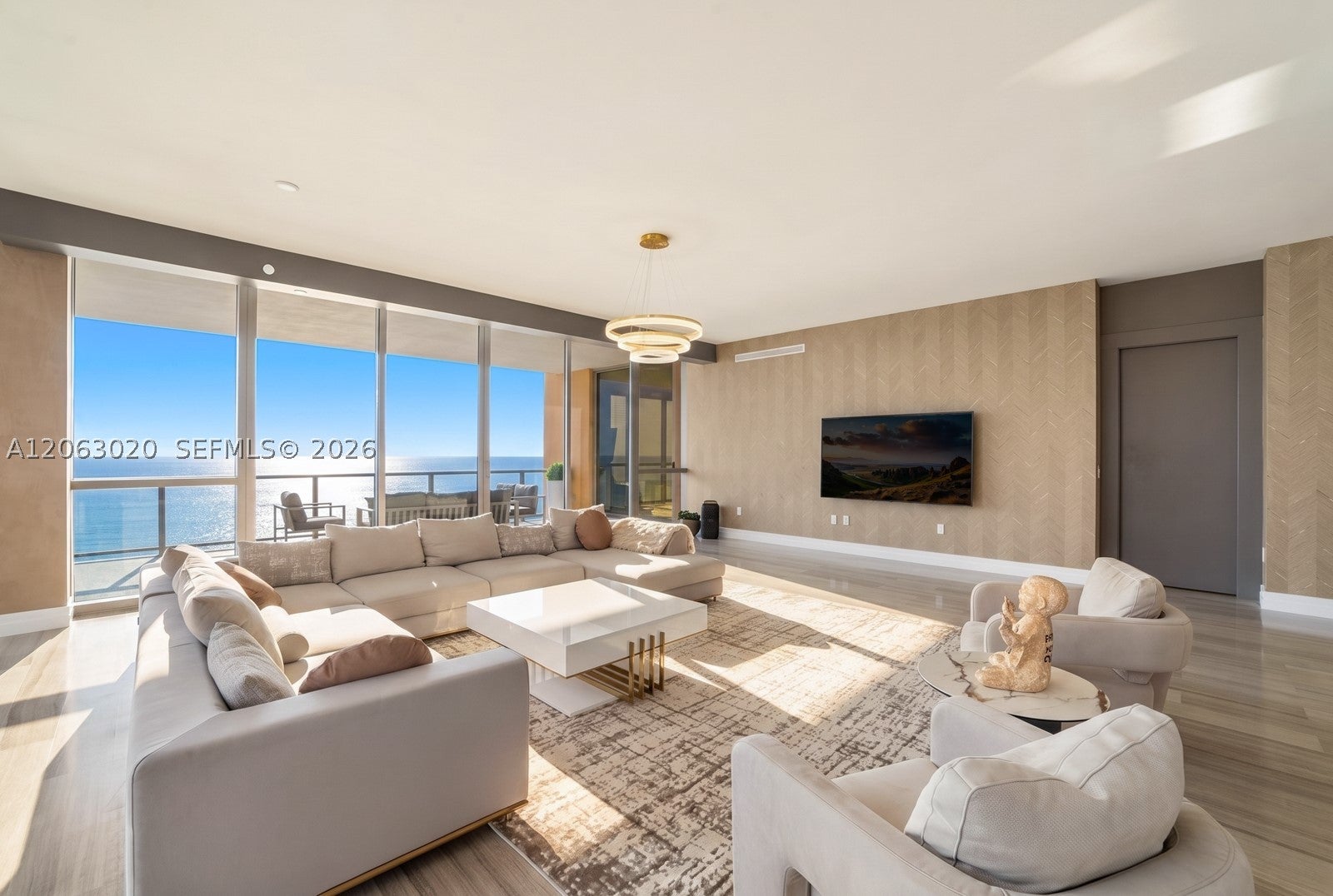 17749 Collins Ave 601