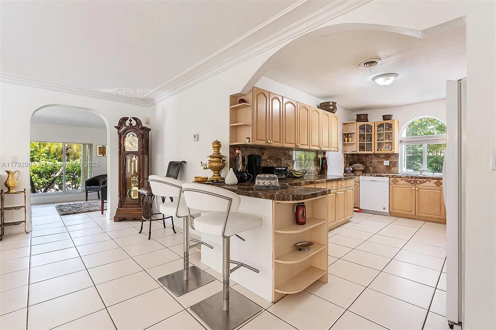 Pinecrest, Florida 33156, United States, 5 Bedrooms Bedrooms, ,3 BathroomsBathrooms,Residential,Active,118779