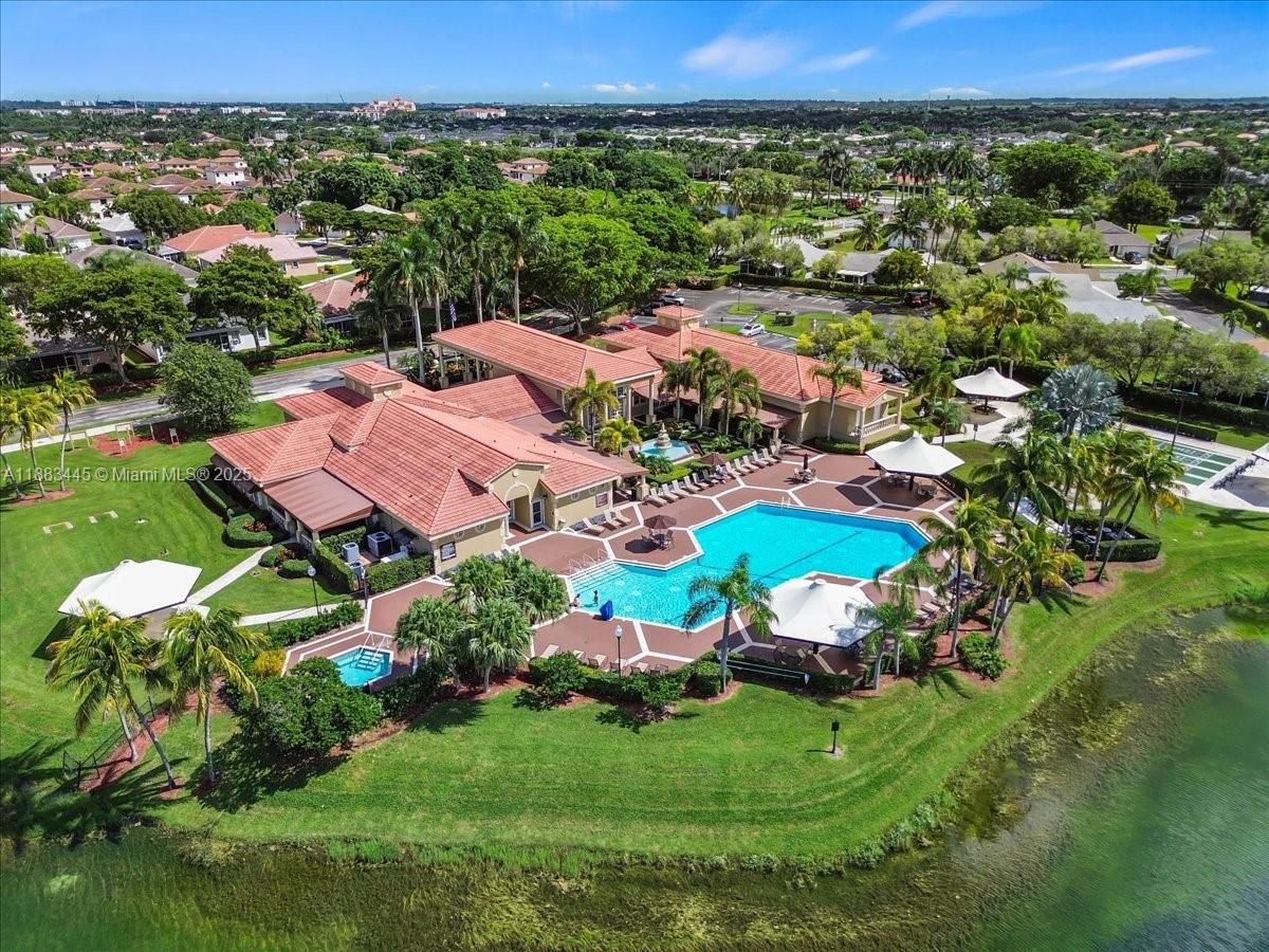 KEYS-GATE NO 1 - Residential