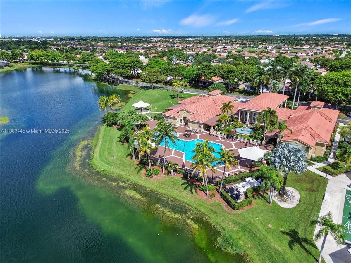 KEYS-GATE NO 1 - Residential