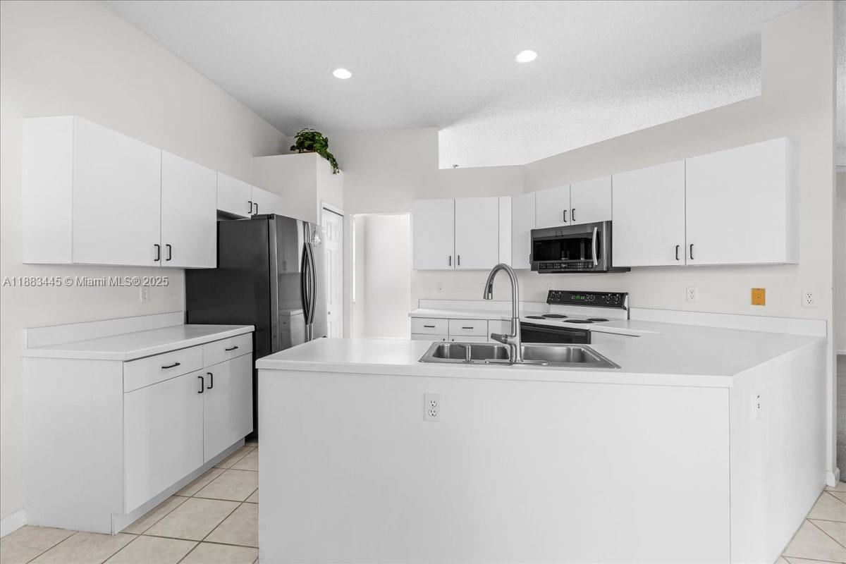 KEYS-GATE NO 1 - Residential