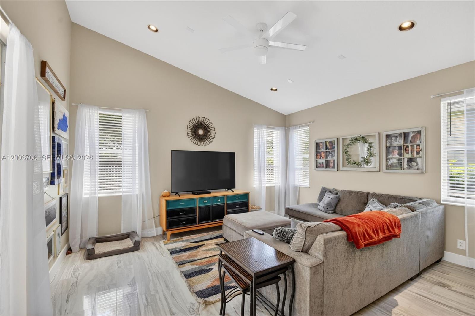 VILLAGES OF WINDSOR 3 - Residential