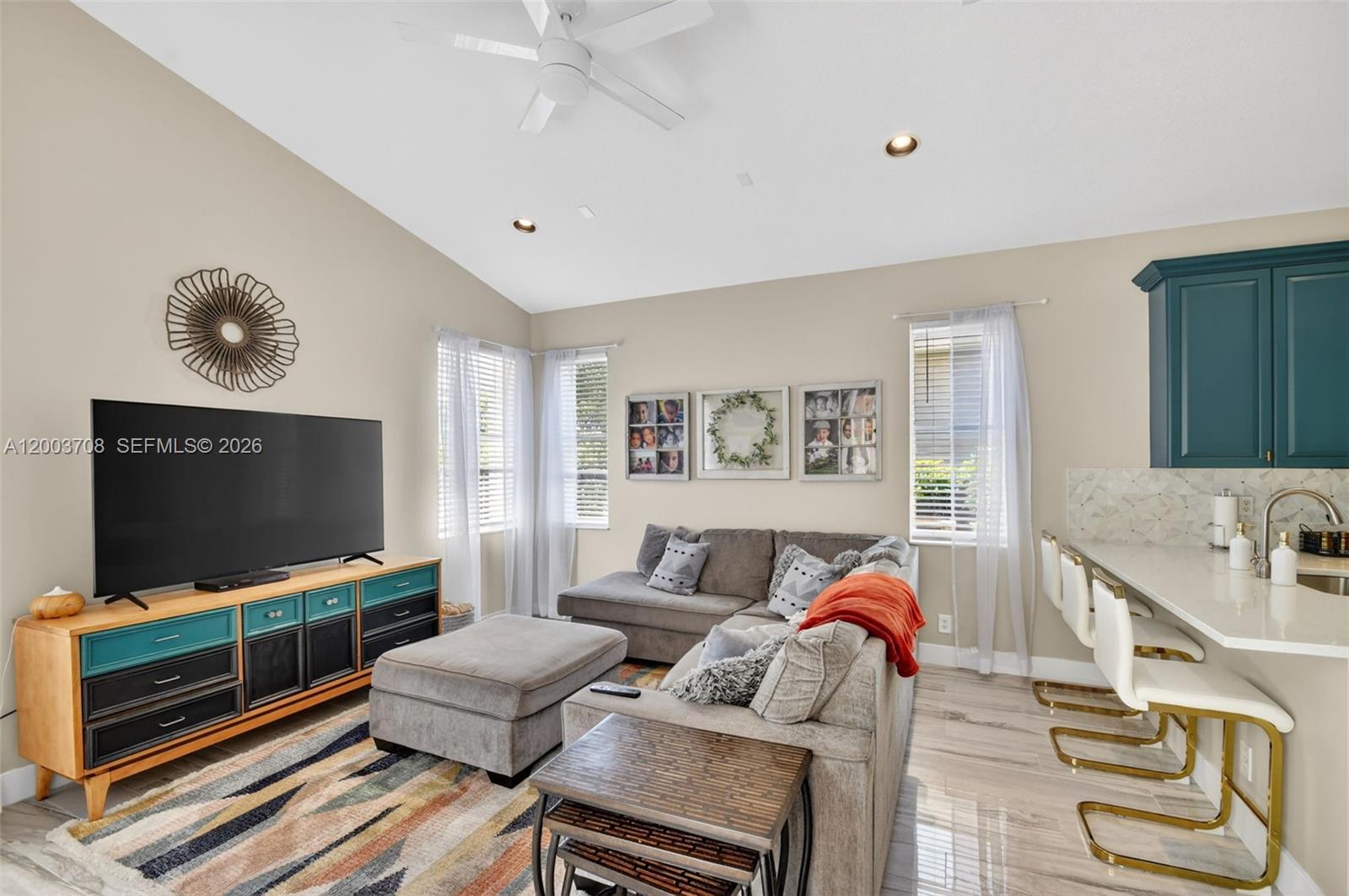 VILLAGES OF WINDSOR 3 - Residential