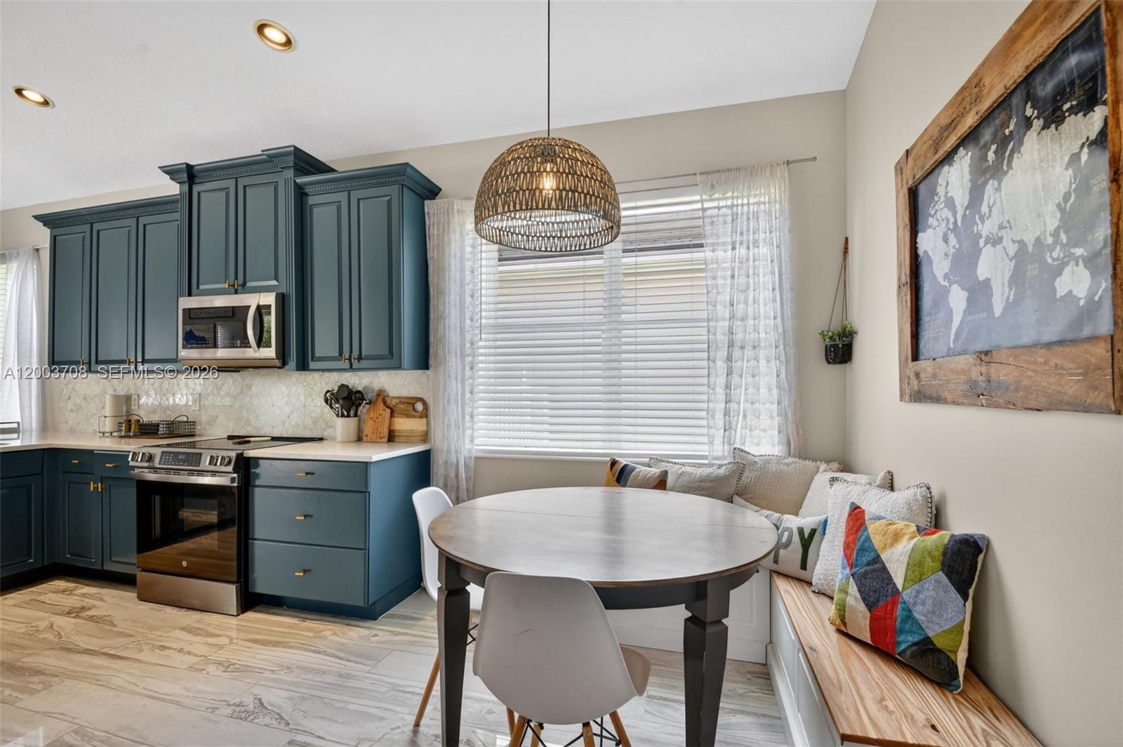 VILLAGES OF WINDSOR 3 - Residential