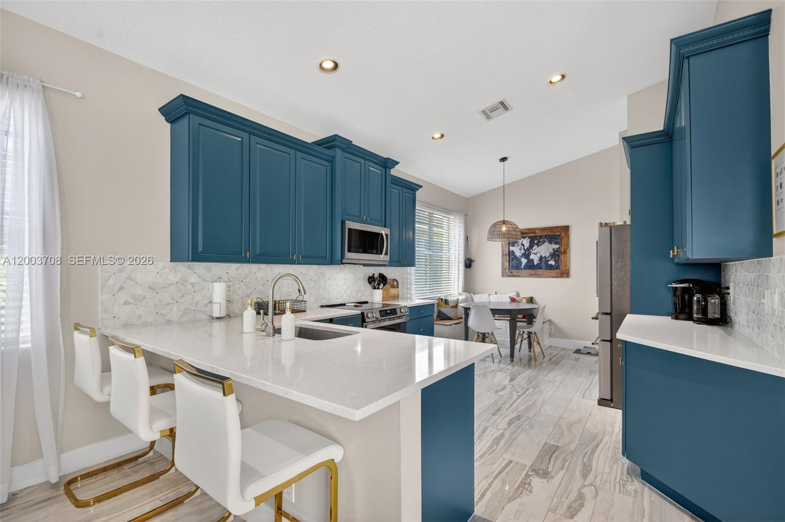 VILLAGES OF WINDSOR 3 - Residential