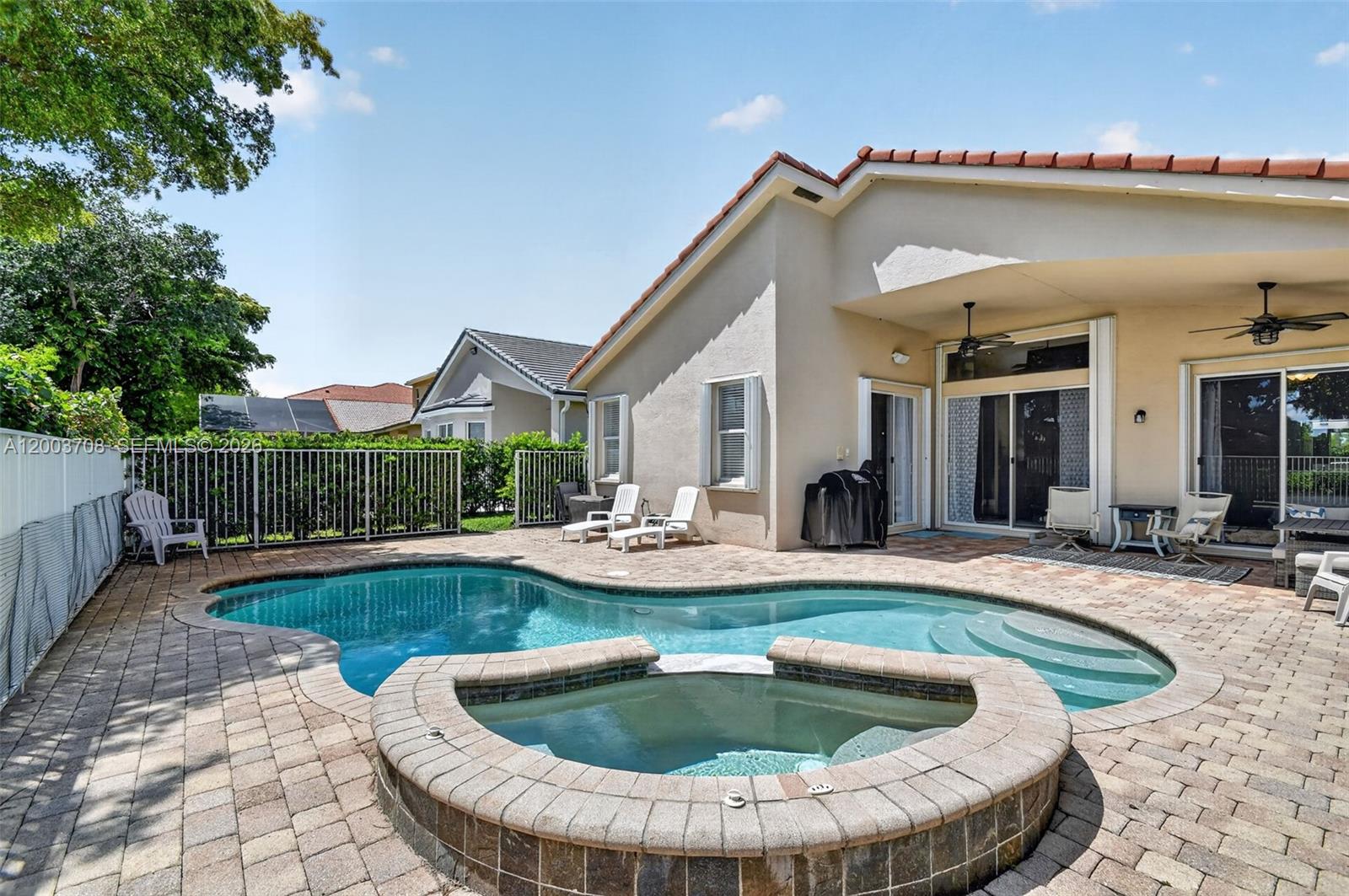 VILLAGES OF WINDSOR 3 - Residential