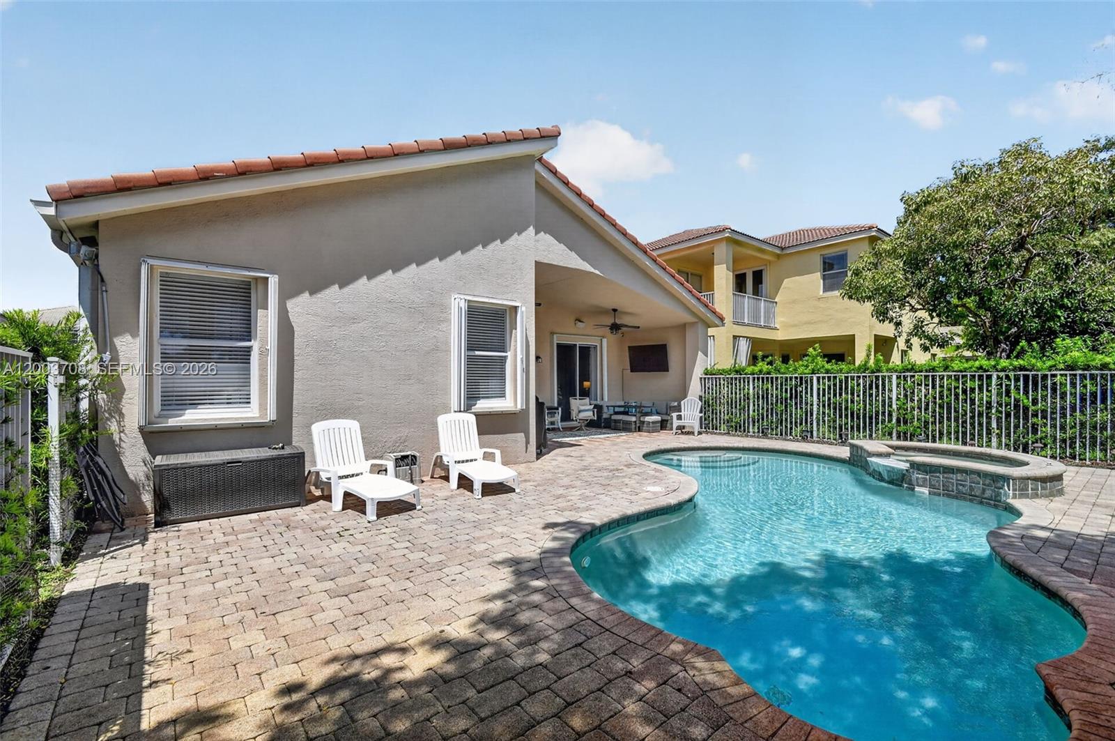 VILLAGES OF WINDSOR 3 - Residential