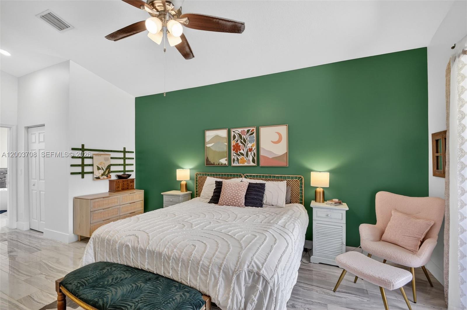 VILLAGES OF WINDSOR 3 - Residential