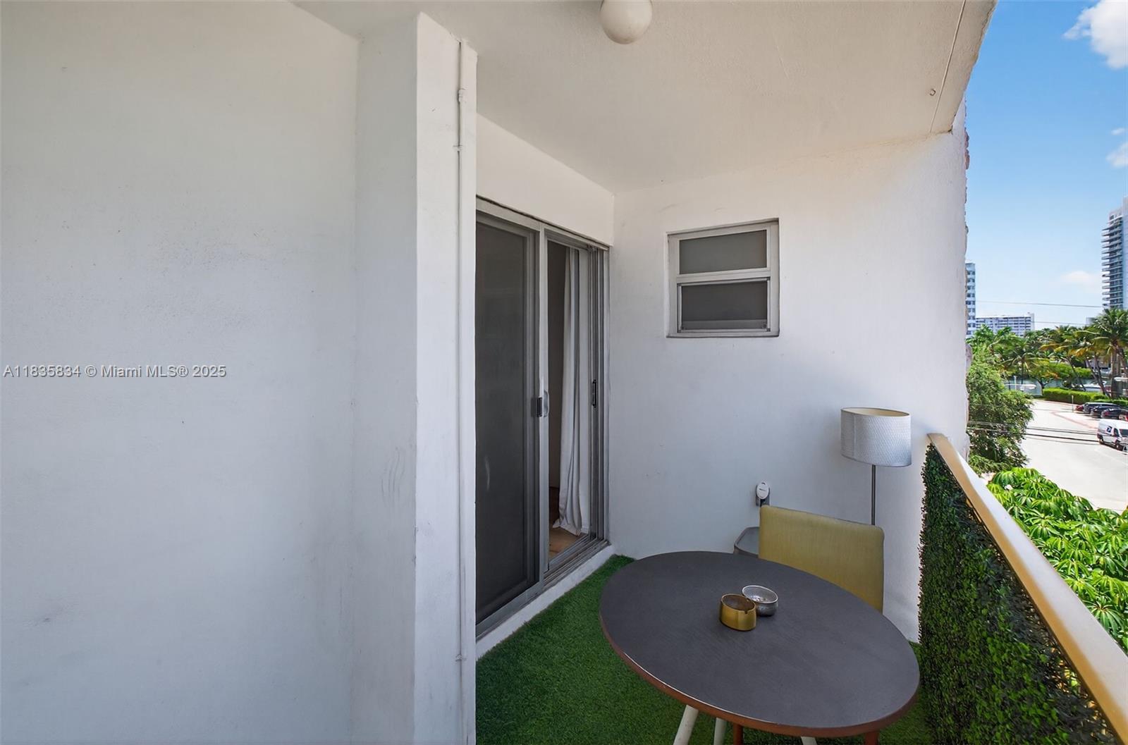 GOLDEN HOUSE CONDO - Residential