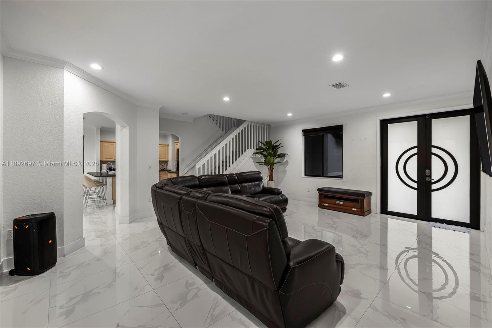 PARADISE REEF REPLAT - Residential