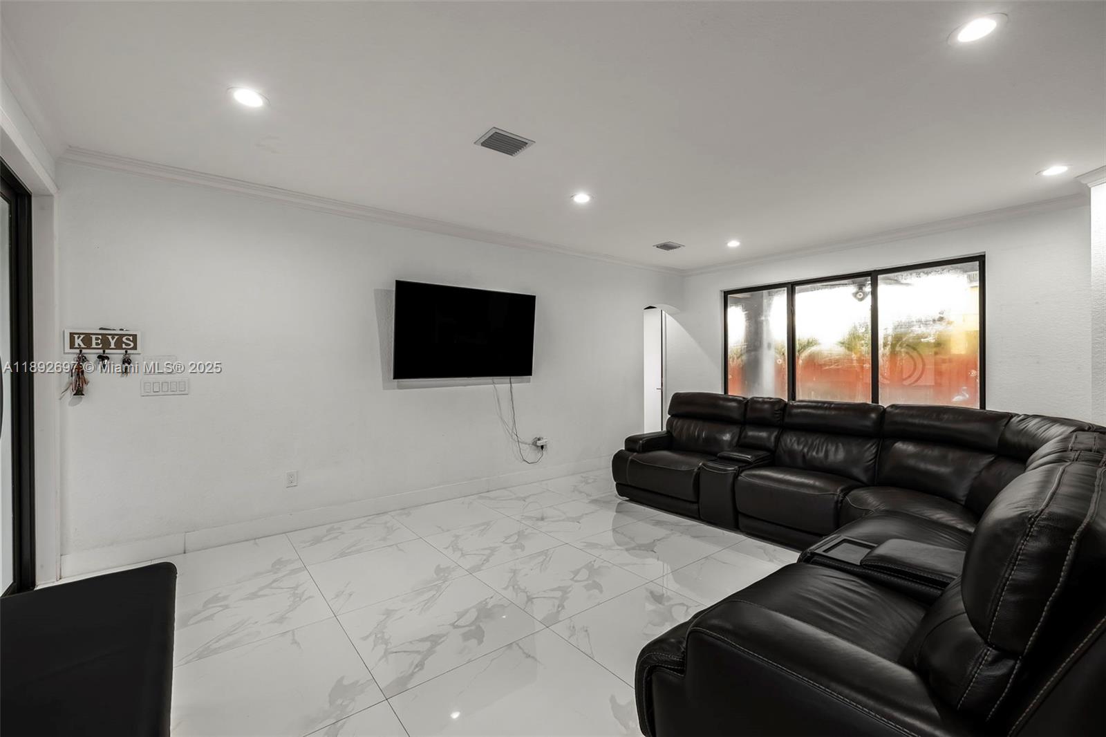 PARADISE REEF REPLAT - Residential