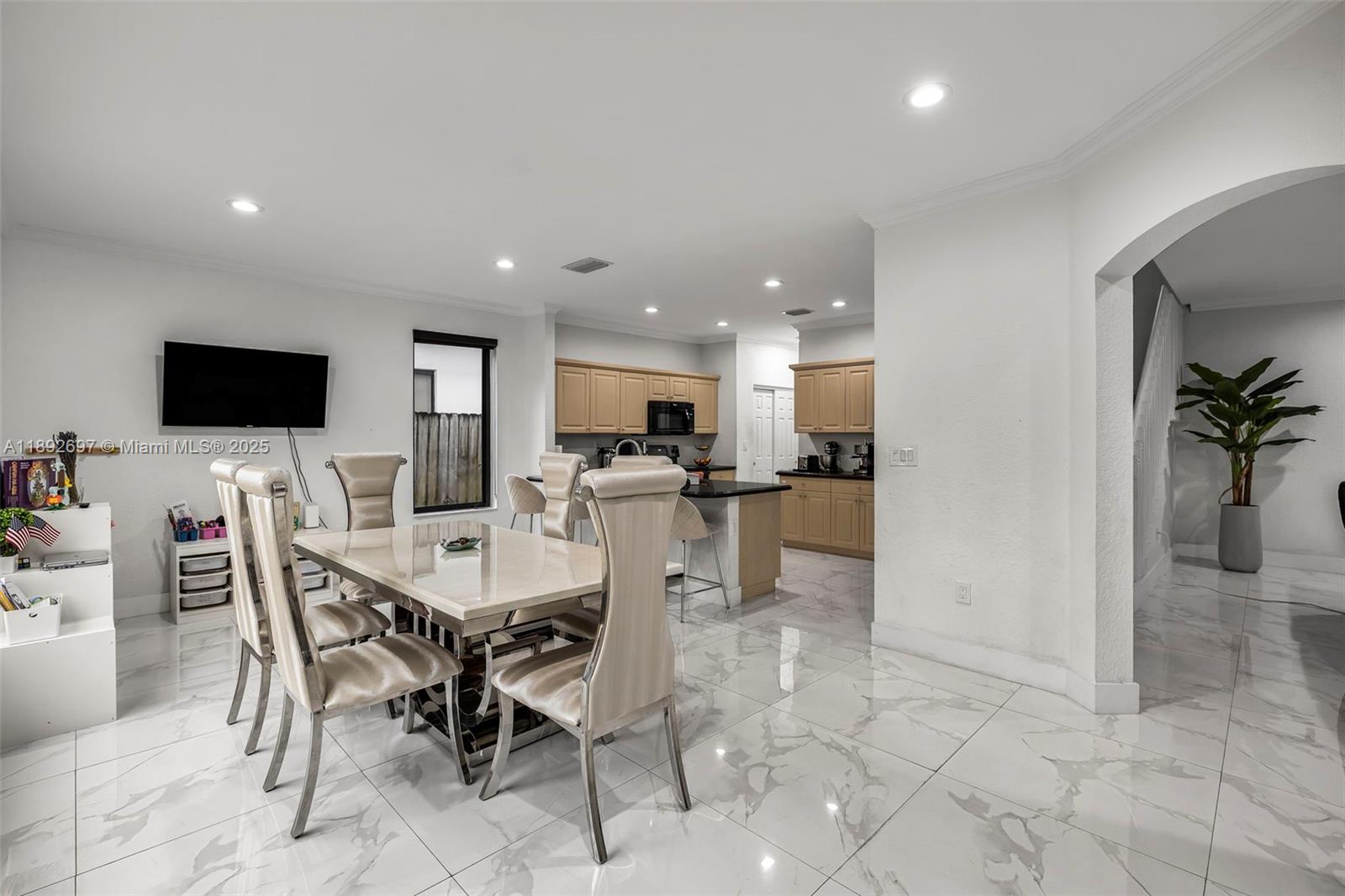 PARADISE REEF REPLAT - Residential