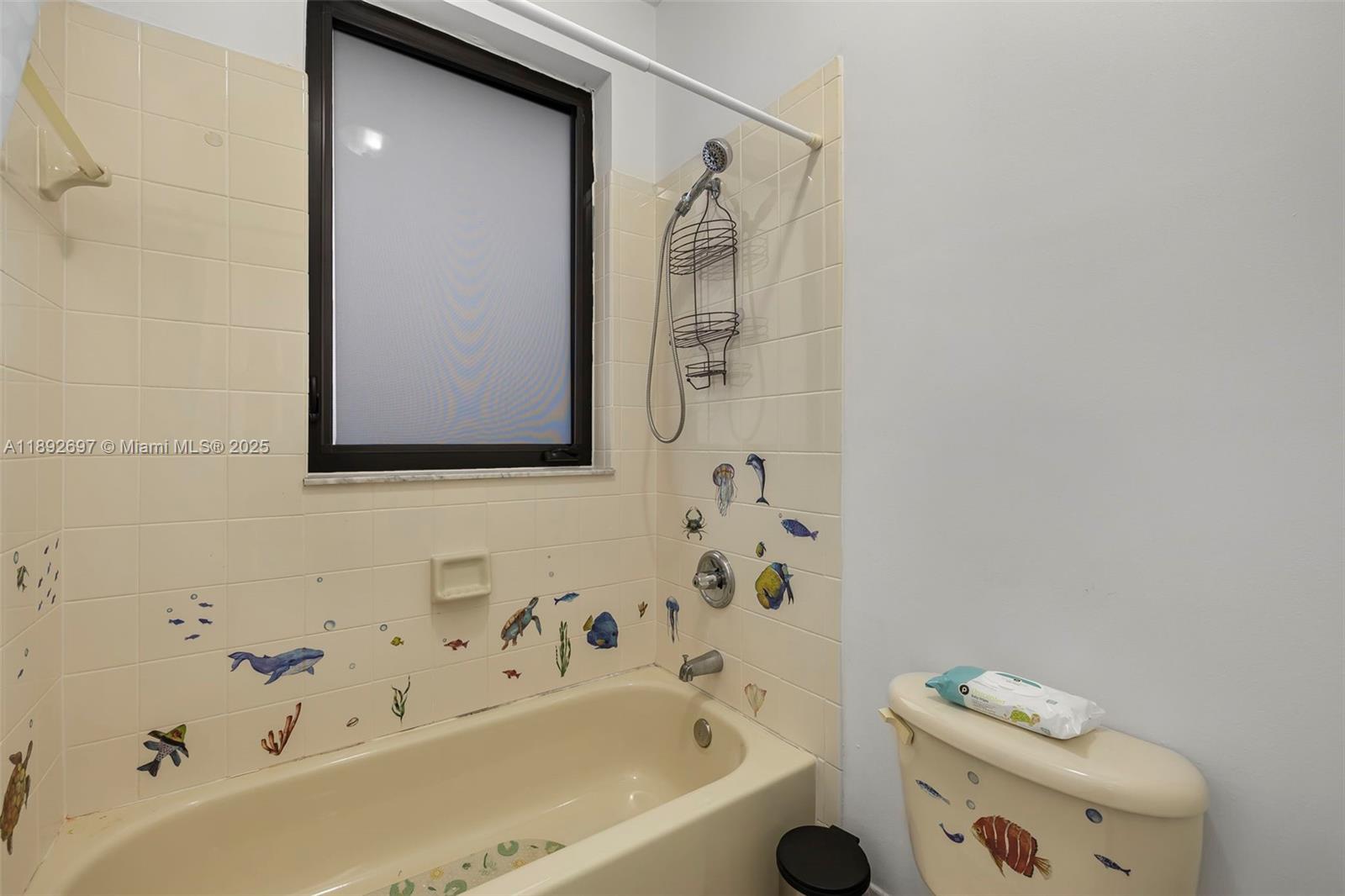 PARADISE REEF REPLAT - Residential