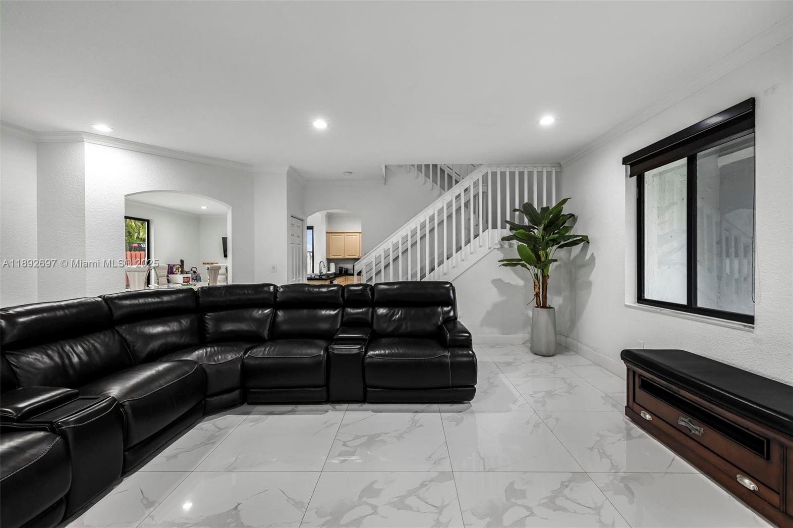 PARADISE REEF REPLAT - Residential