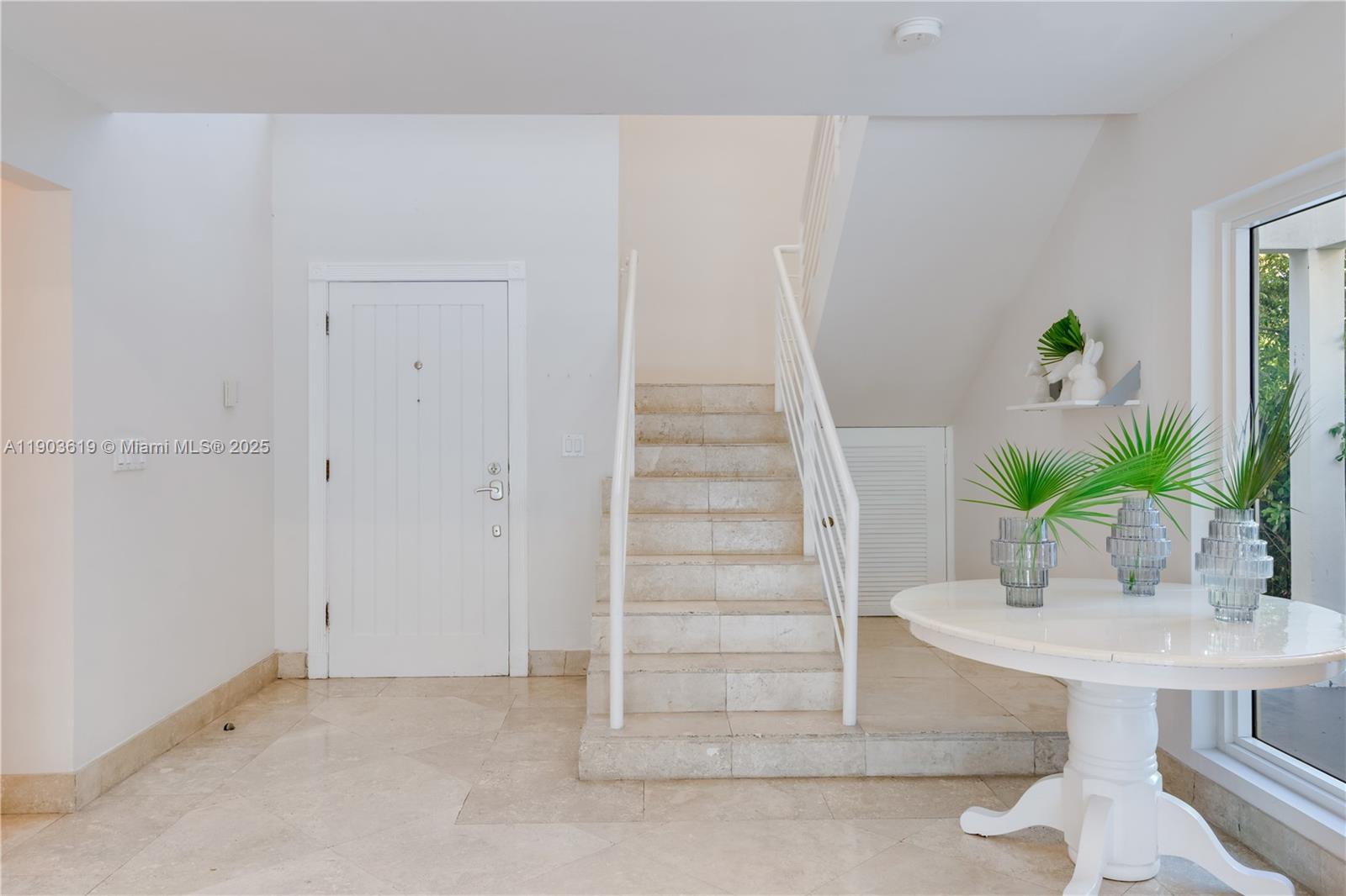 TROPICAL ISLE HOMES SUB 1 - Residential Lease