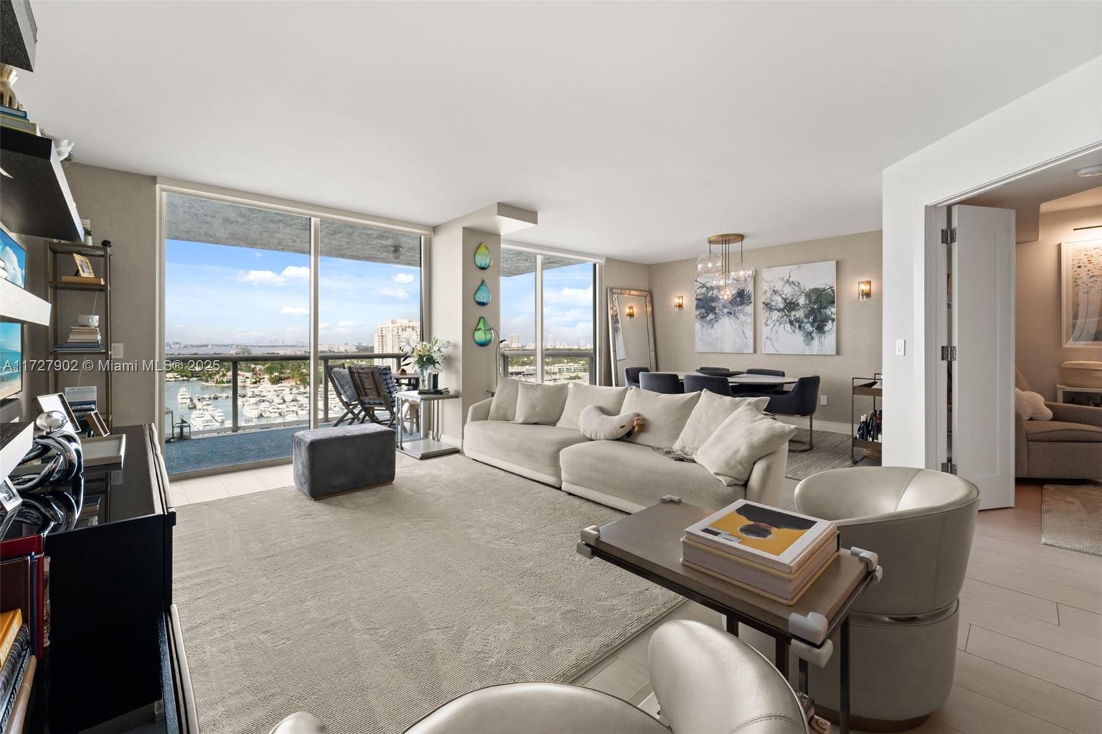 10 Venetian Way 1903, Miami Beach, Miami-Dade County, Florida - 2 Bedrooms  
2 Bathrooms - 