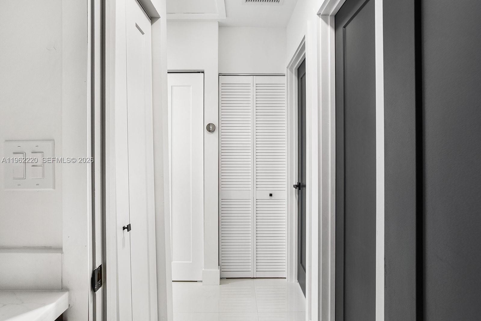 SOUTH MIAMI LAKES - Residential