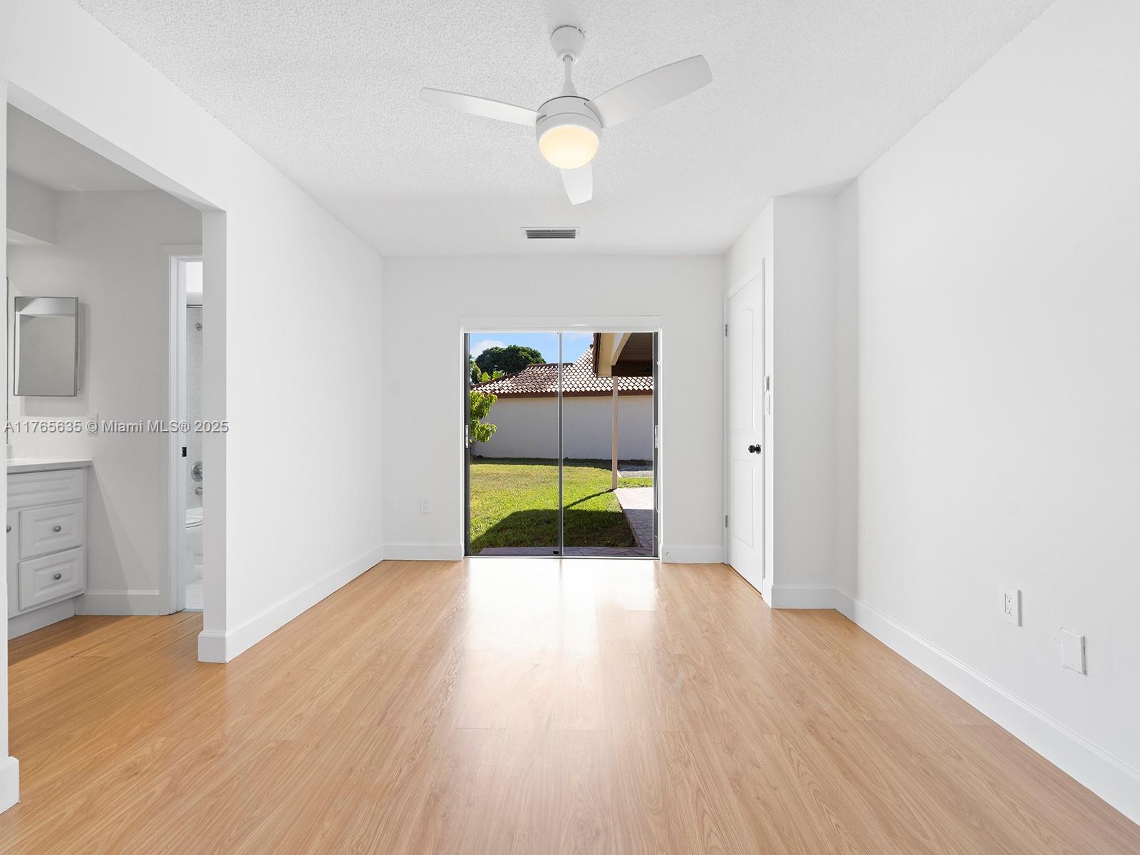 FAIRVIEW HOMES - Residential