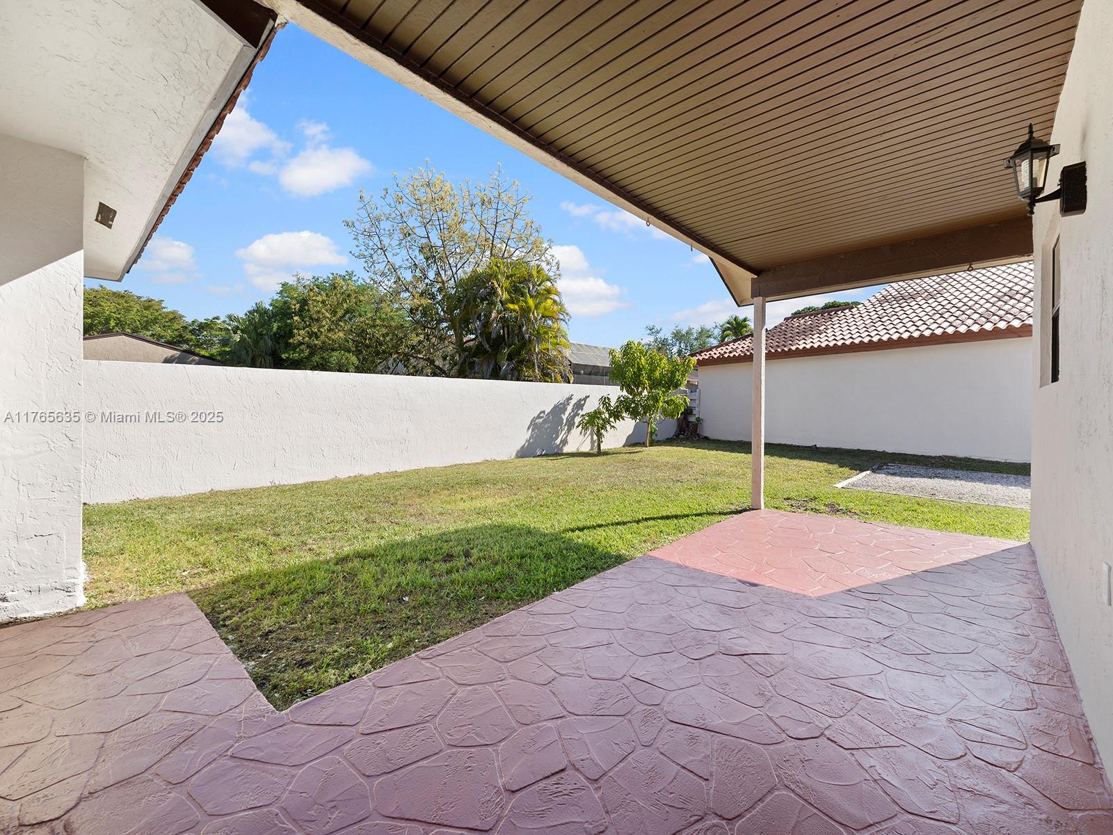 FAIRVIEW HOMES - Residential