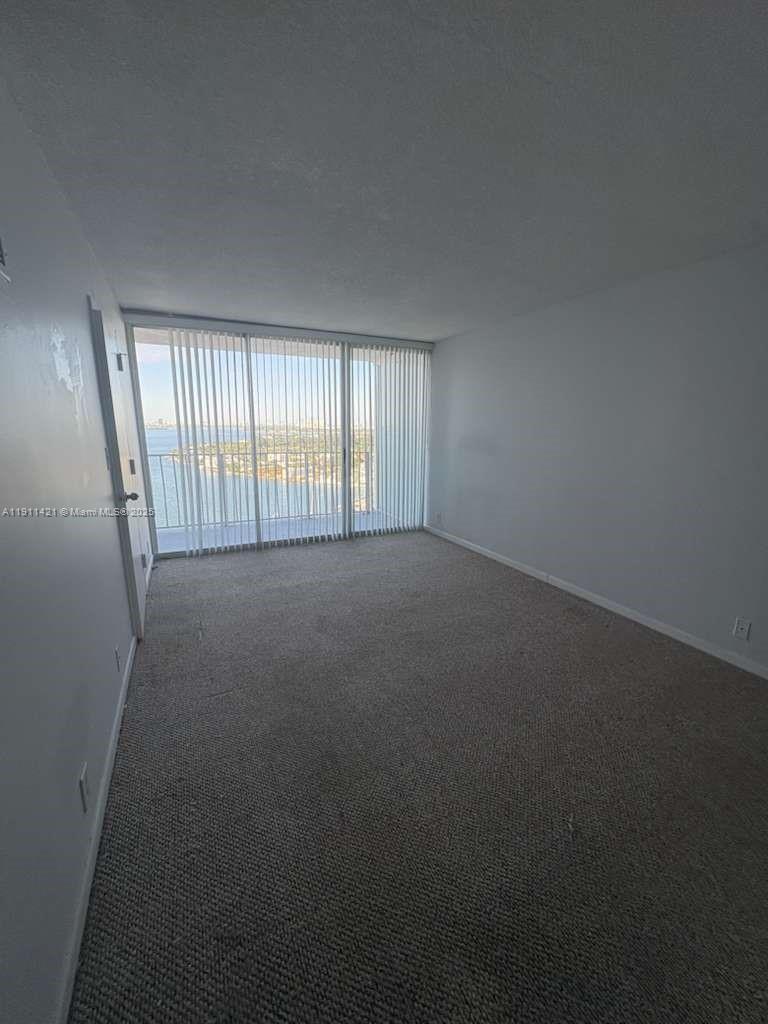 THE GRANDVIEW PALACE COND - Residential Lease