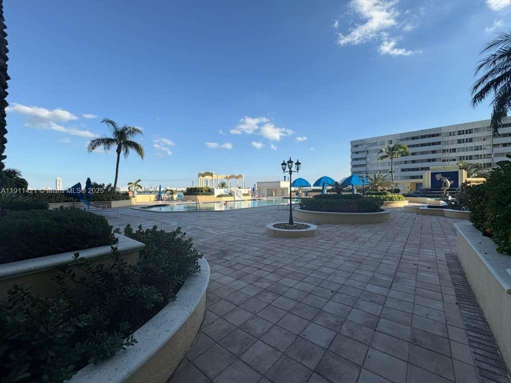 THE GRANDVIEW PALACE COND - Residential Lease